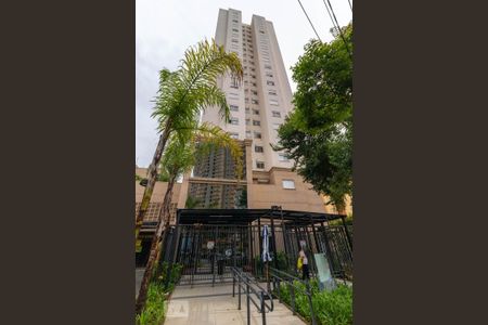 Apartamento à venda com 43m², 2 quartos e sem vaga Apartamento à venda com 43m², 2 quartos e sem vagaFachada