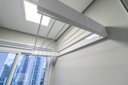 Apartamento à venda com 43m², 2 quartos e sem vaga Apartamento à venda com 43m², 2 quartos e sem vagaÁrea de Serviço - Varal