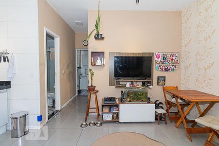 Sala e Cozinha de apartamento para alugar com 1 quarto, 34m² em Vila Constança, São Paulo