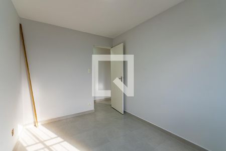 Quarto 1 de apartamento para alugar com 2 quartos, 52m² em Vila Pierina, São Paulo