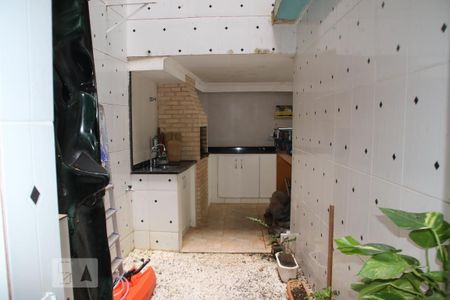 Casa de condomínio à venda com 250m², 5 quartos e 2 vagasJardim de Inverno