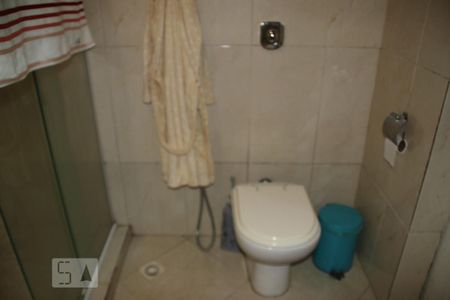 Casa de condomínio à venda com 250m², 5 quartos e 2 vagasBanheiro quarto 4