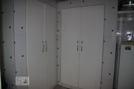 Casa de condomínio à venda com 250m², 5 quartos e 2 vagasÁrea de Serviço