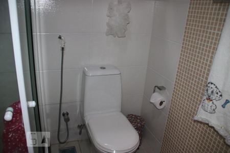 Casa de condomínio à venda com 250m², 5 quartos e 2 vagasBanheiro Quarto 2