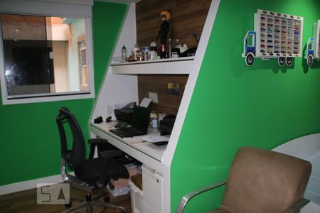 Casa de condomínio à venda com 250m², 5 quartos e 2 vagasQuarto 1