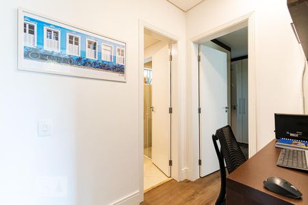 Apartamento à venda com 78m², 2 quartos e 1 vagaEscritório