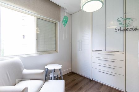 Apartamento à venda com 78m², 2 quartos e 1 vagaQuarto 2