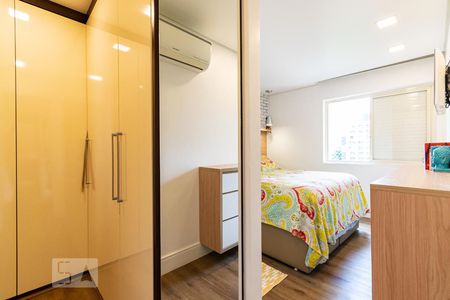 Apartamento à venda com 78m², 2 quartos e 1 vagaCloset