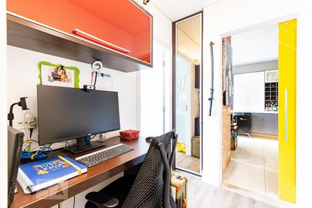 Apartamento à venda com 78m², 2 quartos e 1 vagaEscritório