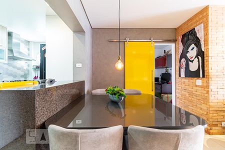 Apartamento à venda com 78m², 2 quartos e 1 vagaSala de Jantar