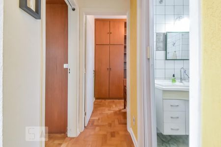 Apartamento à venda com 88m², 2 quartos e sem vagaCorredor
