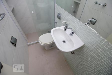 Apartamento à venda com 143m², 3 quartos e 1 vaga Apartamento à venda com 143m², 3 quartos e 1 vagaBanheiro Social 2