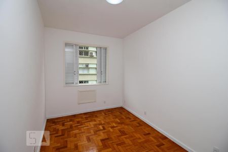 Apartamento à venda com 143m², 3 quartos e 1 vaga Apartamento à venda com 143m², 3 quartos e 1 vagaQuarto 2