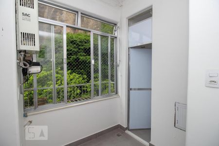 Apartamento à venda com 143m², 3 quartos e 1 vaga Apartamento à venda com 143m², 3 quartos e 1 vagaÁrea de Serviço