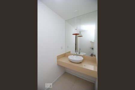 Apartamento à venda com 143m², 3 quartos e 1 vaga Apartamento à venda com 143m², 3 quartos e 1 vagaÁrea de Maquiagem