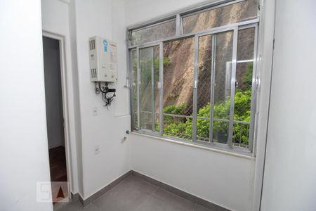 Apartamento à venda com 143m², 3 quartos e 1 vaga Apartamento à venda com 143m², 3 quartos e 1 vagaÁrea de Serviço