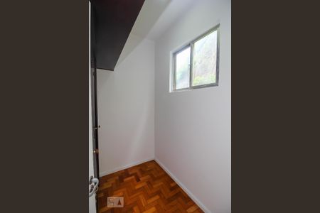 Apartamento à venda com 143m², 3 quartos e 1 vaga Apartamento à venda com 143m², 3 quartos e 1 vagaQuarto de Serviço