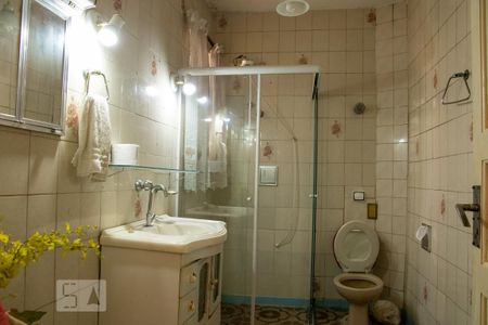 Casa à venda com 180m², 2 quartos e 1 vaga Casa à venda com 180m², 2 quartos e 1 vagaBanheiro 1