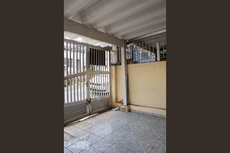 Casa à venda com 180m², 2 quartos e 1 vaga Casa à venda com 180m², 2 quartos e 1 vagaGaragem