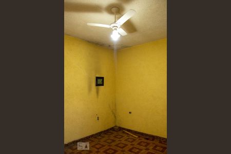 Casa à venda com 180m², 2 quartos e 1 vaga Casa à venda com 180m², 2 quartos e 1 vagaQuarto 2