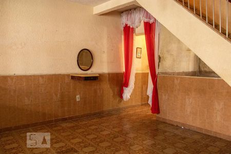 Sala de casa para alugar com 2 quartos, 180m² em Vila Medeiros, São Paulo