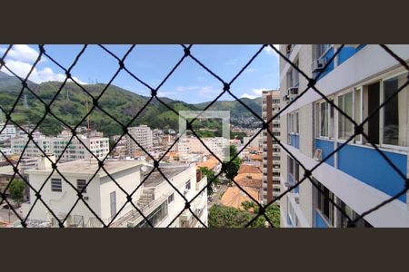 Apartamento à venda com 83m², 3 quartos e 1 vagaVista