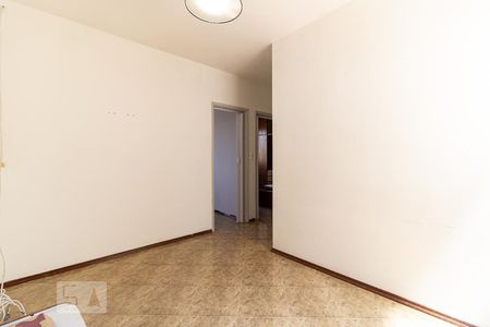 Sala de apartamento para alugar com 2 quartos, 47m² em Vila Liviero, São Paulo