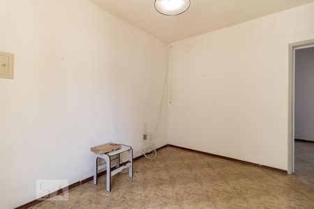 Sala de apartamento para alugar com 2 quartos, 47m² em Vila Liviero, São Paulo