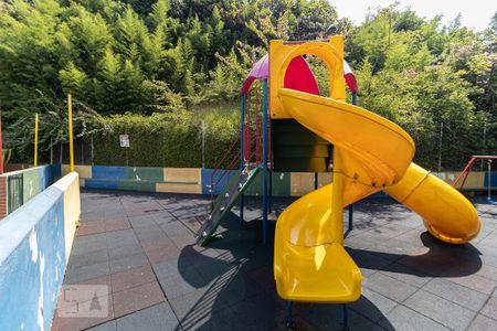 Apartamento para alugar com 47m², 2 quartos e 1 vaga Apartamento para alugar com 47m², 2 quartos e 1 vagaPlayground