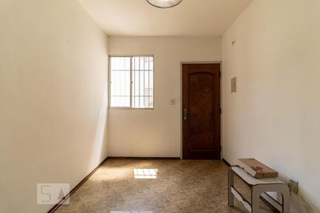 Sala de apartamento para alugar com 2 quartos, 47m² em Vila Liviero, São Paulo