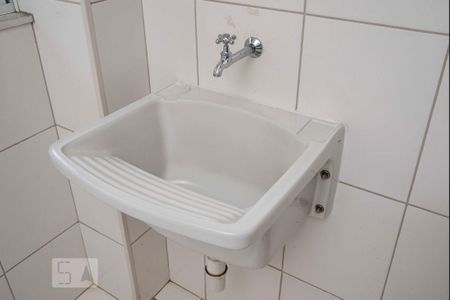 Apartamento para alugar com 98m², 2 quartos e 1 vaga Apartamento para alugar com 98m², 2 quartos e 1 vagaCozinha e Área de Serviço