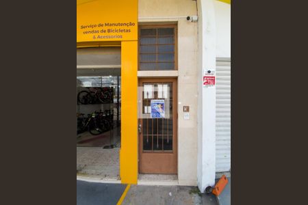 Fachada de apartamento para alugar com 2 quartos, 65m² em Sumarezinho, São Paulo