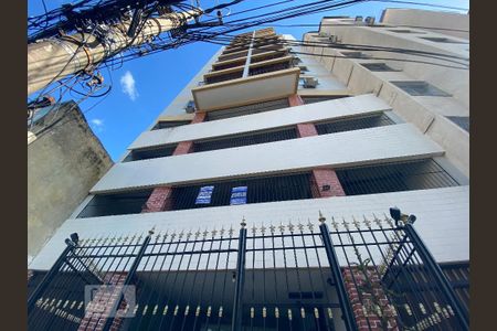 Apartamento à venda com 57m², 1 quarto e 1 vaga Apartamento à venda com 57m², 1 quarto e 1 vagaFachada