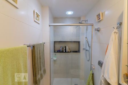Apartamento à venda com 57m², 1 quarto e 1 vaga Apartamento à venda com 57m², 1 quarto e 1 vagaBanheiro