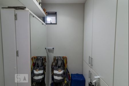 Apartamento à venda com 57m², 1 quarto e 1 vaga Apartamento à venda com 57m², 1 quarto e 1 vagaCloset