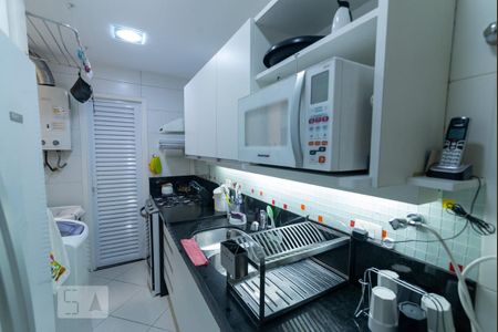 Apartamento à venda com 57m², 1 quarto e 1 vaga Apartamento à venda com 57m², 1 quarto e 1 vagaCozinha e Área de Serviço
