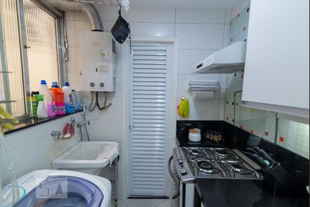 Apartamento à venda com 57m², 1 quarto e 1 vaga Apartamento à venda com 57m², 1 quarto e 1 vagaCozinha e Área de Serviço