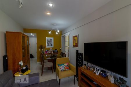Apartamento à venda com 57m², 1 quarto e 1 vaga Apartamento à venda com 57m², 1 quarto e 1 vagaSala