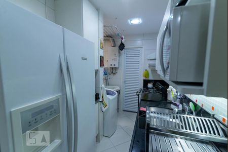 Apartamento à venda com 57m², 1 quarto e 1 vaga Apartamento à venda com 57m², 1 quarto e 1 vagaCozinha e Área de Serviço