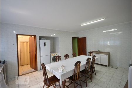 Casa à venda com 335m², 3 quartos e 1 vaga Casa à venda com 335m², 3 quartos e 1 vagaCozinha