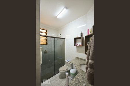 Casa à venda com 335m², 3 quartos e 1 vaga Casa à venda com 335m², 3 quartos e 1 vagaBanheiro Social