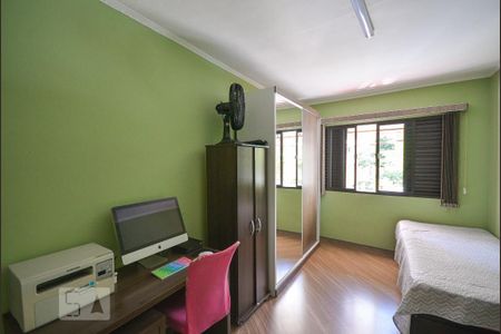 Casa à venda com 335m², 3 quartos e 1 vaga Casa à venda com 335m², 3 quartos e 1 vagaQuarto 2