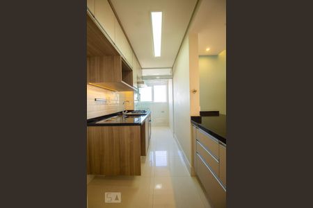 Apartamento à venda com 63m², 2 quartos e 2 vagasCozinha 