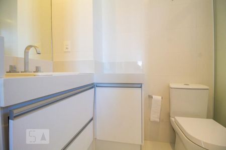 Apartamento à venda com 63m², 2 quartos e 2 vagasBanheiro da Suíte 