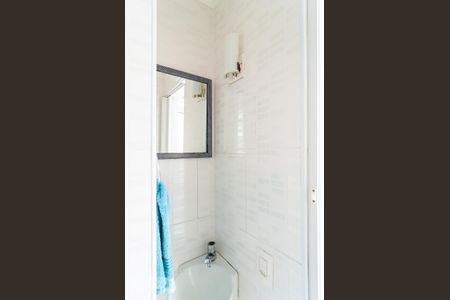 Apartamento para alugar com 80m², 2 quartos e 1 vaga Apartamento para alugar com 80m², 2 quartos e 1 vagaBanheiro de Serviço
