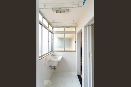 Apartamento para alugar com 80m², 2 quartos e 1 vaga Apartamento para alugar com 80m², 2 quartos e 1 vagaLavanderia
