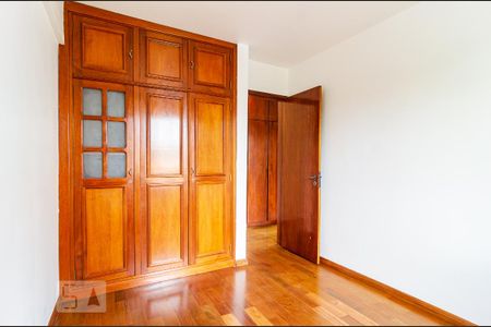 Apartamento para alugar com 80m², 2 quartos e 1 vaga Apartamento para alugar com 80m², 2 quartos e 1 vagaQuarto 2