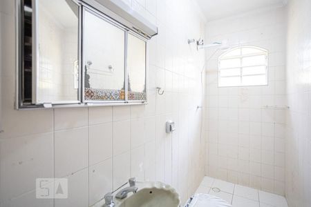 Casa para alugar com 205m², 4 quartos e 6 vagasBanheiro 2