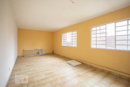 Casa para alugar com 205m², 4 quartos e 6 vagasQuarto