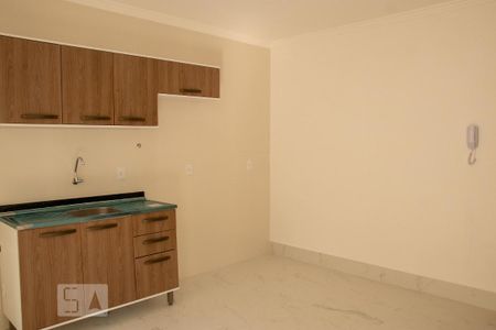 Sala/Cozinha de apartamento para alugar com 1 quarto, 38m² em Vila Mazzei, São Paulo